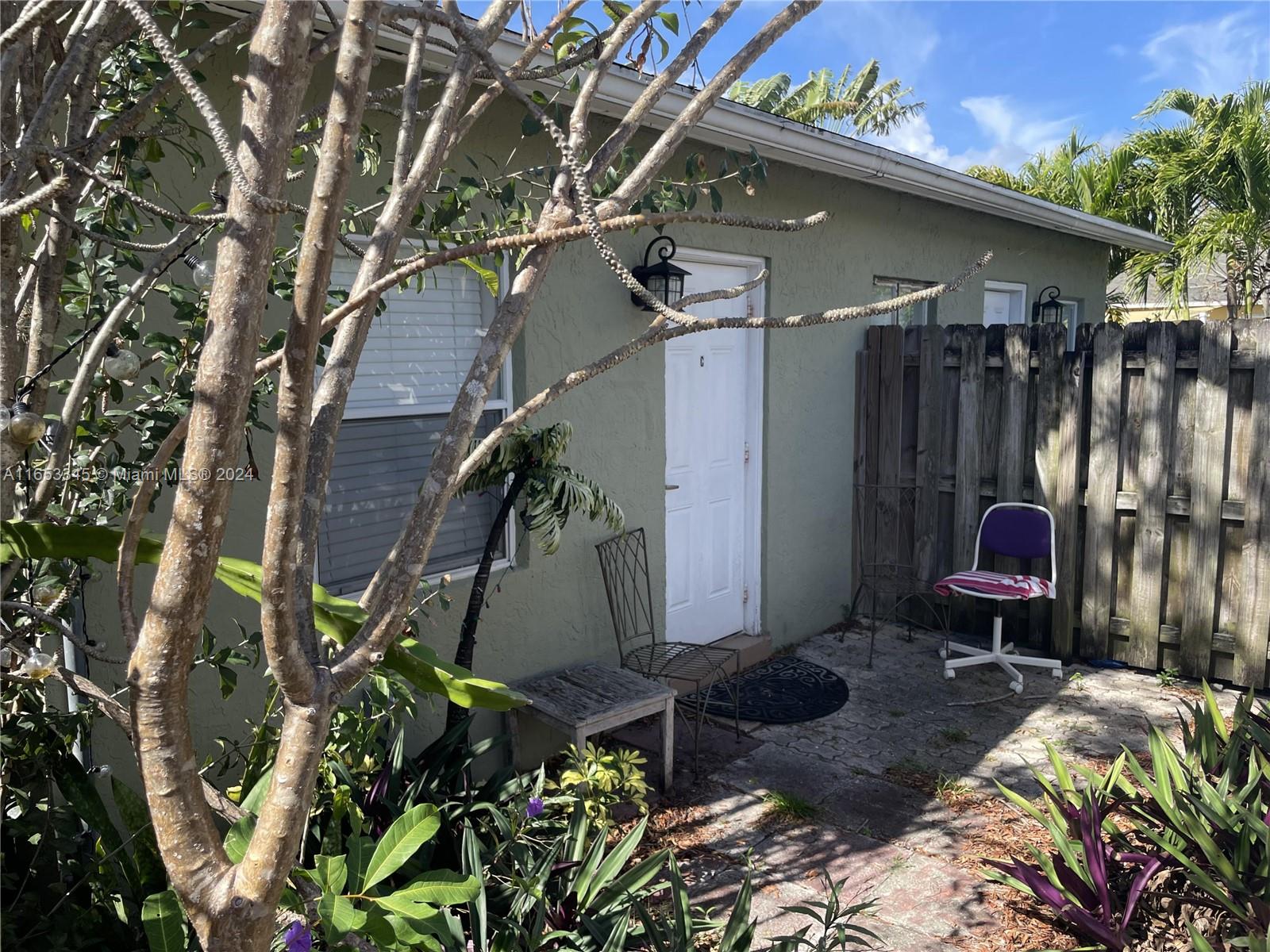 STRANAHANS SUB - Residential Lease