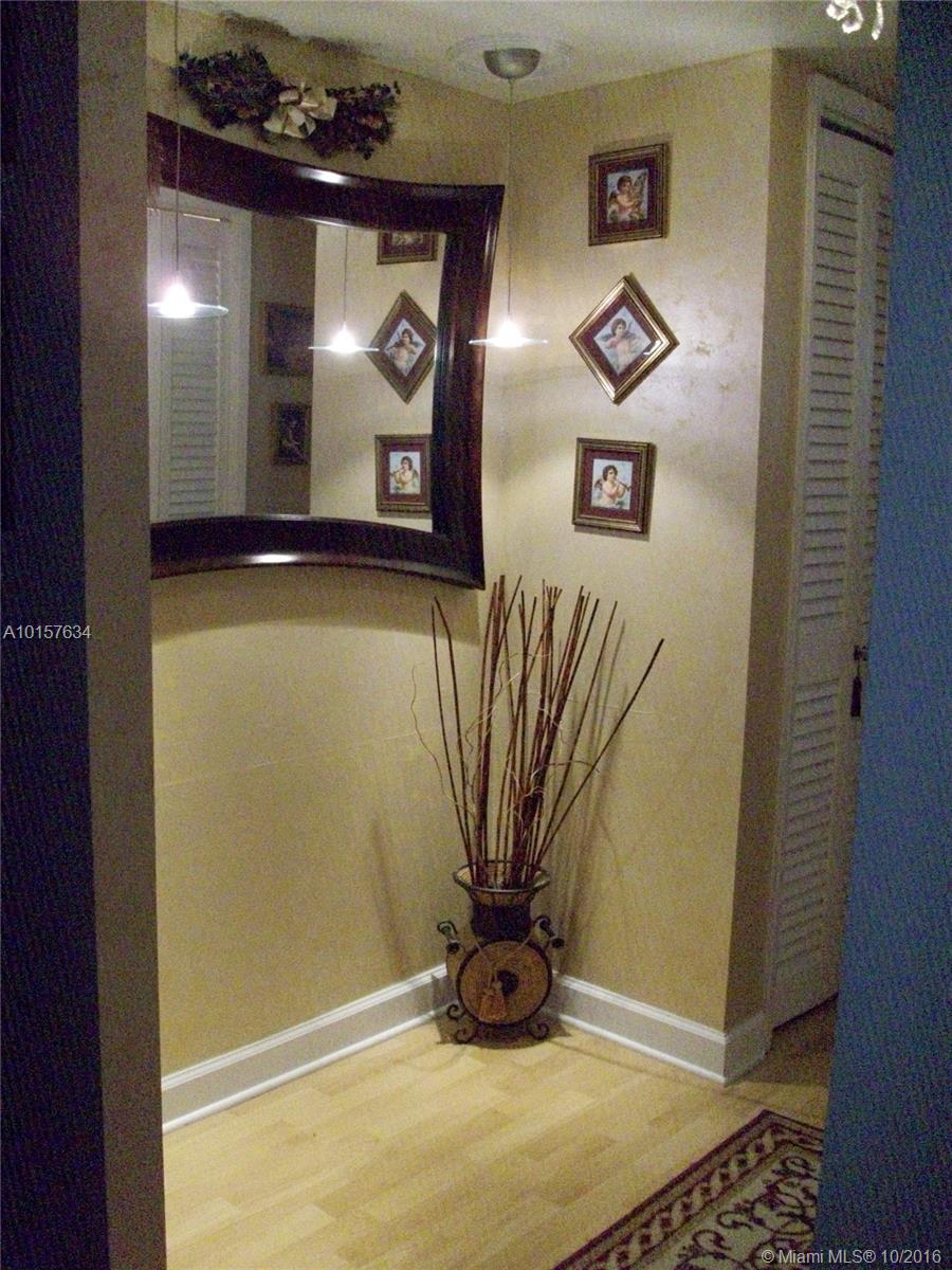 Hillcrest Country Club #1 - Residential Lease