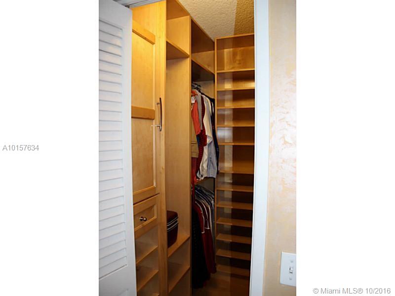 Hillcrest Country Club #1 - Residential Lease