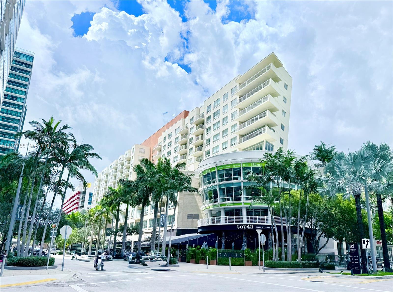MIDBLOCK MIAMI CONDO - Residential