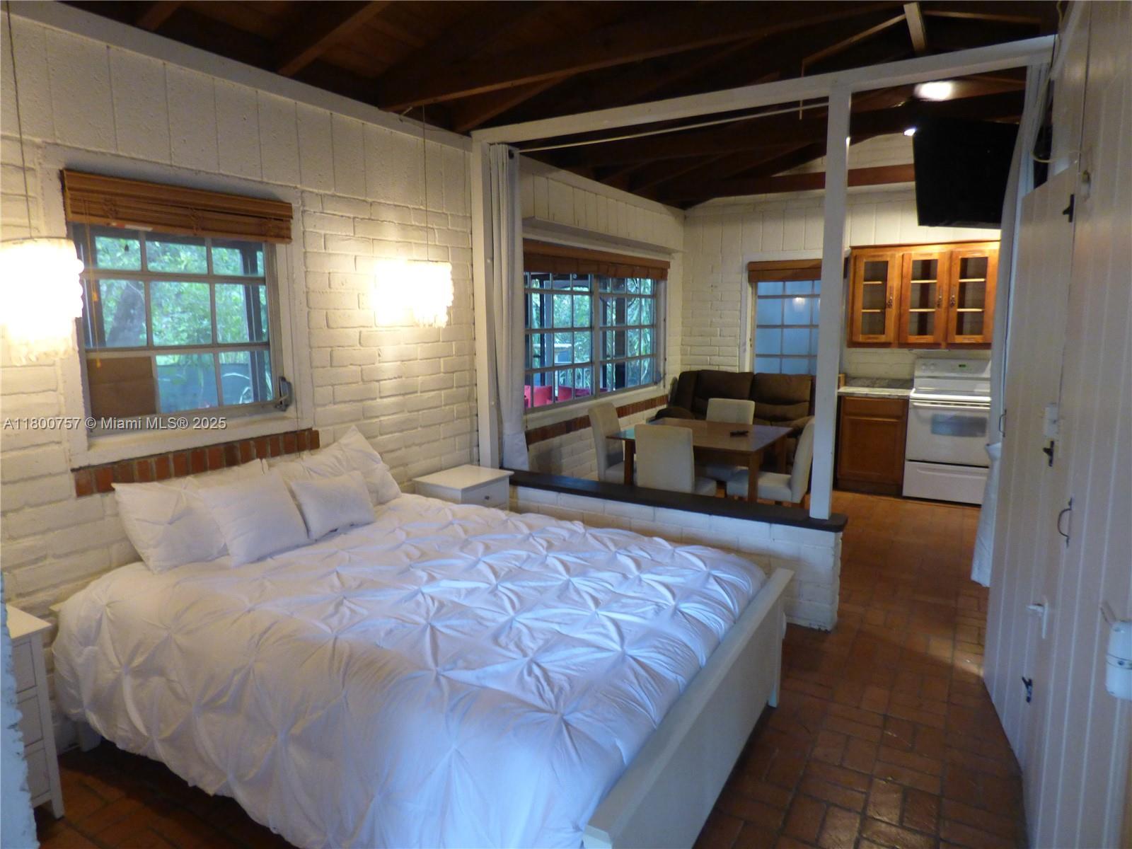 PALM MIAMI HEIGHTS REV - Residential