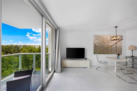 1000 West Ave 328 Miami Beach FL 33139