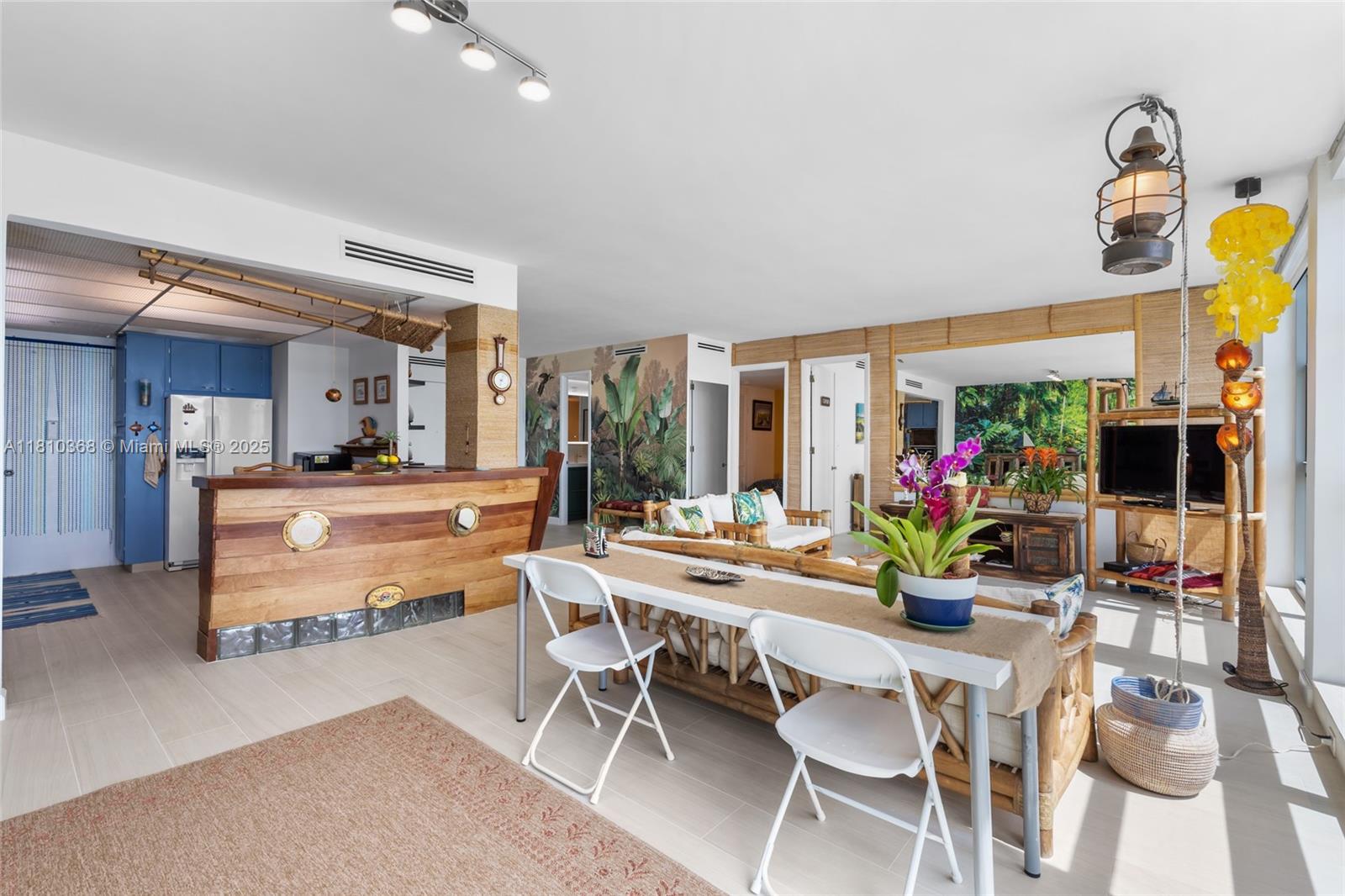 CRYSTAL HOUSE CONDO - Residential Lease