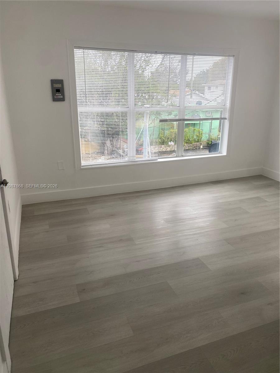 LAWRENCE ESTATES LAND COS - Residential Lease