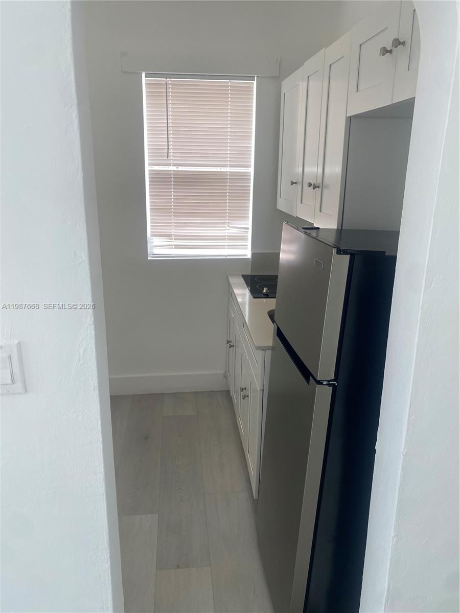 LAWRENCE ESTATES LAND COS - Residential Lease