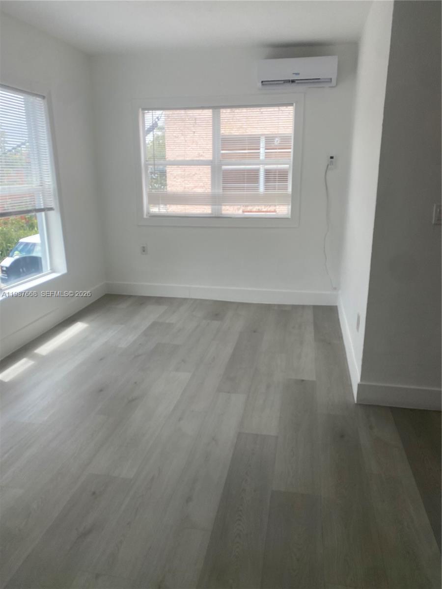 LAWRENCE ESTATES LAND COS - Residential Lease