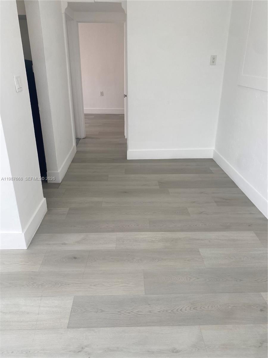 LAWRENCE ESTATES LAND COS - Residential Lease