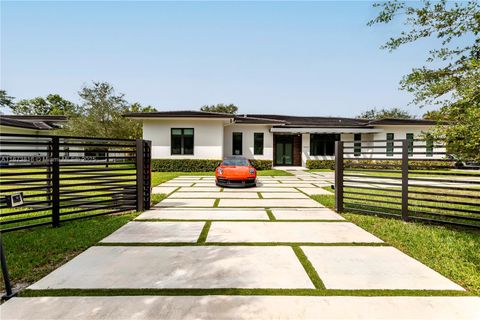 A home in Pinecrest