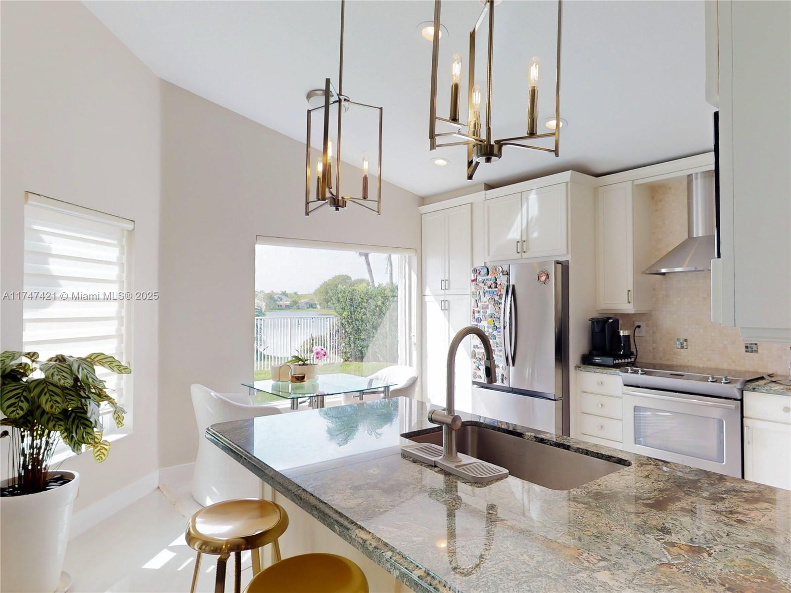 AMBER-RUBY COVE PLAT - Residential