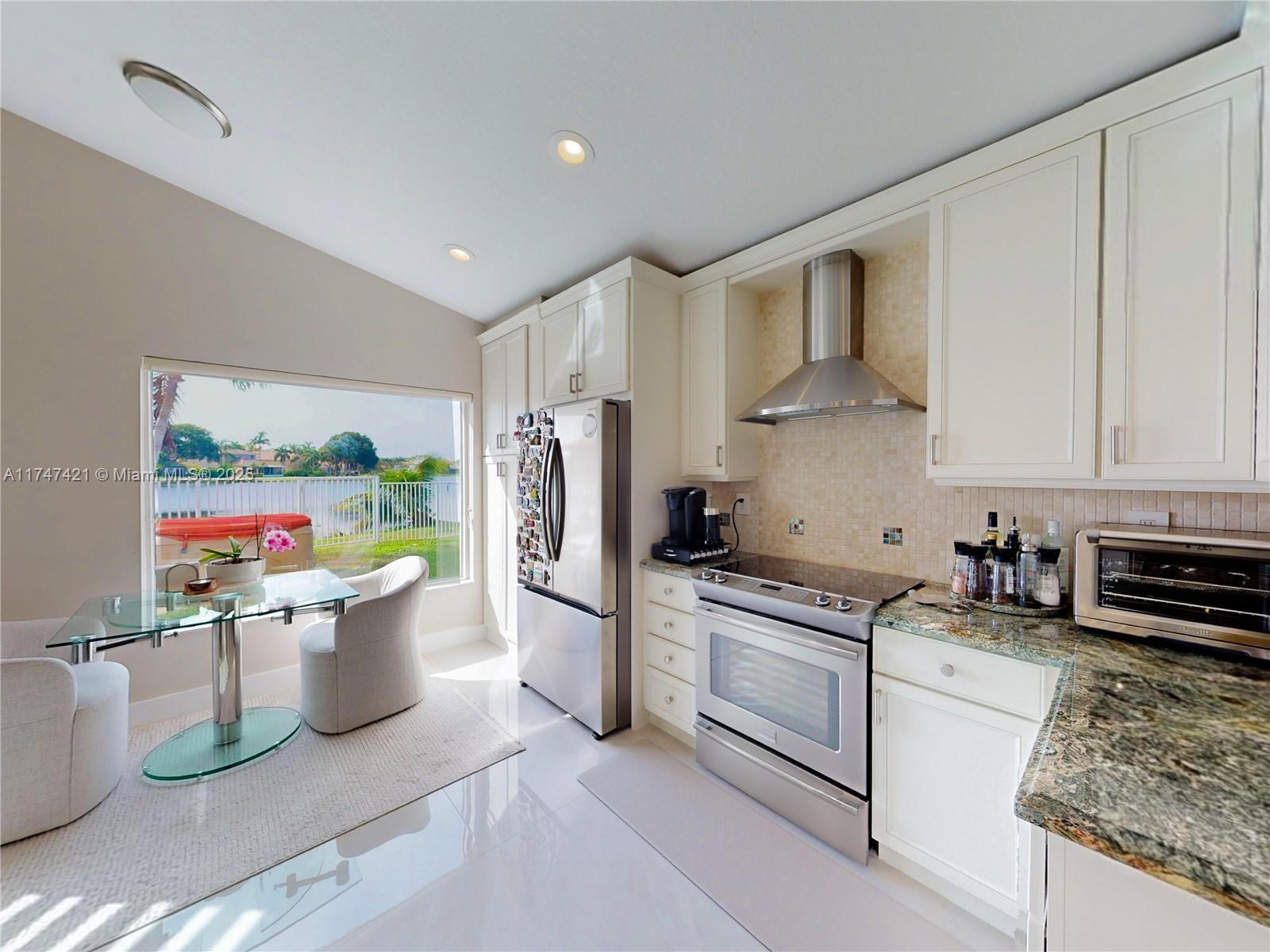 AMBER-RUBY COVE PLAT - Residential