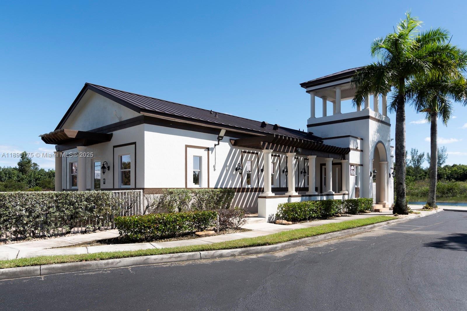 COURTYARDS TWO CONDO - Residential