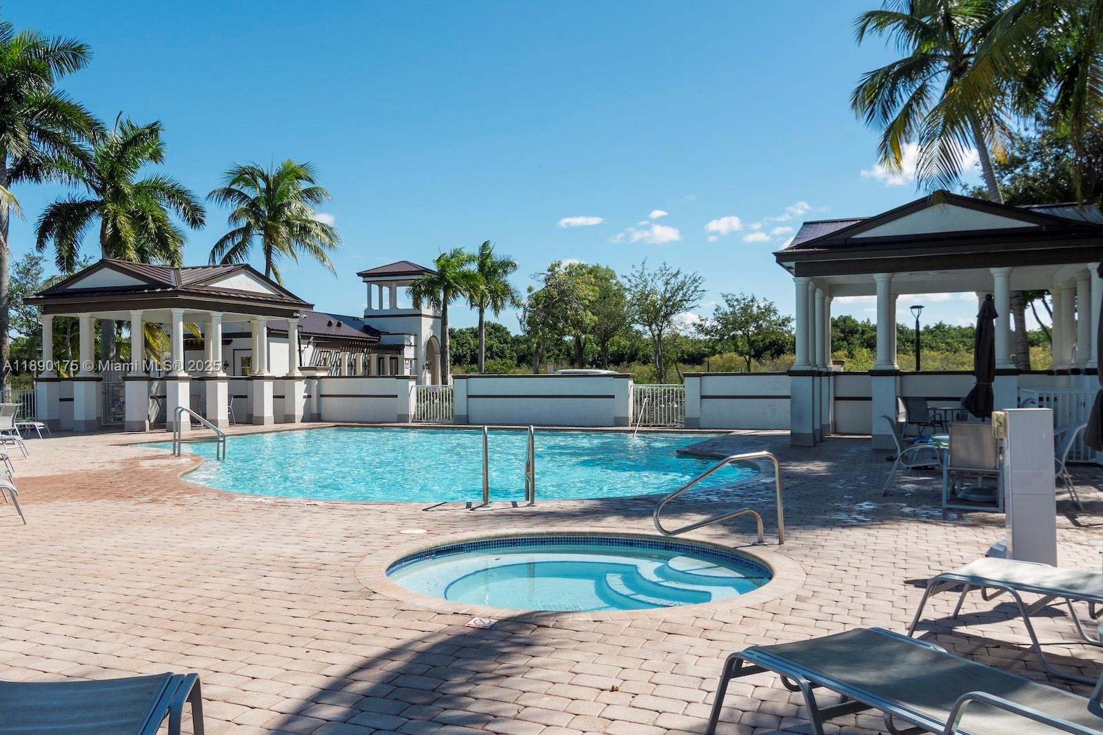 COURTYARDS TWO CONDO - Residential