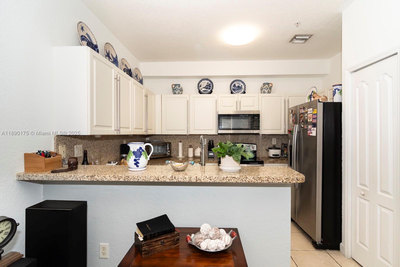 COURTYARDS TWO CONDO - Residential