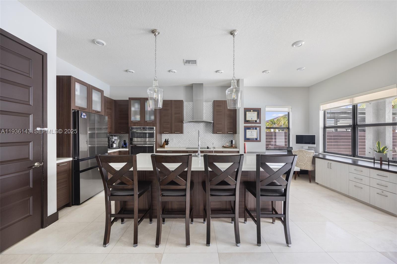 DUNNWOODY LAKE - Residential