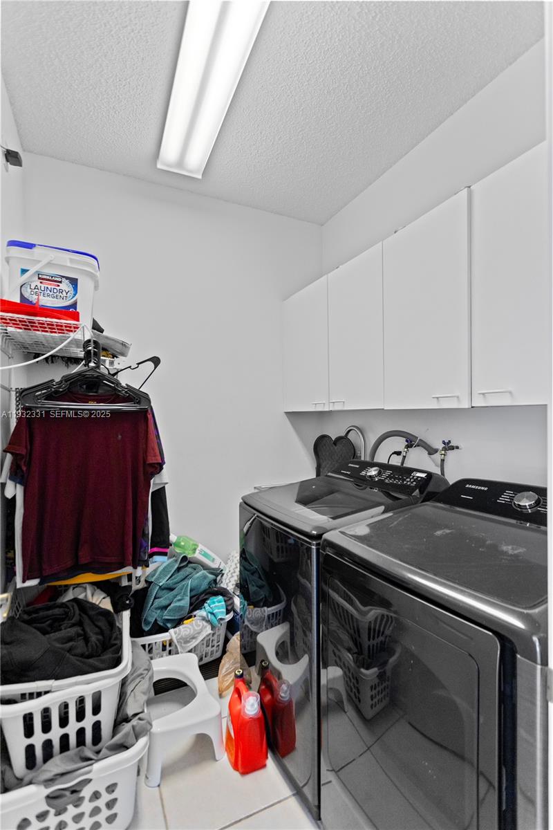 TOWNGATE - Residential