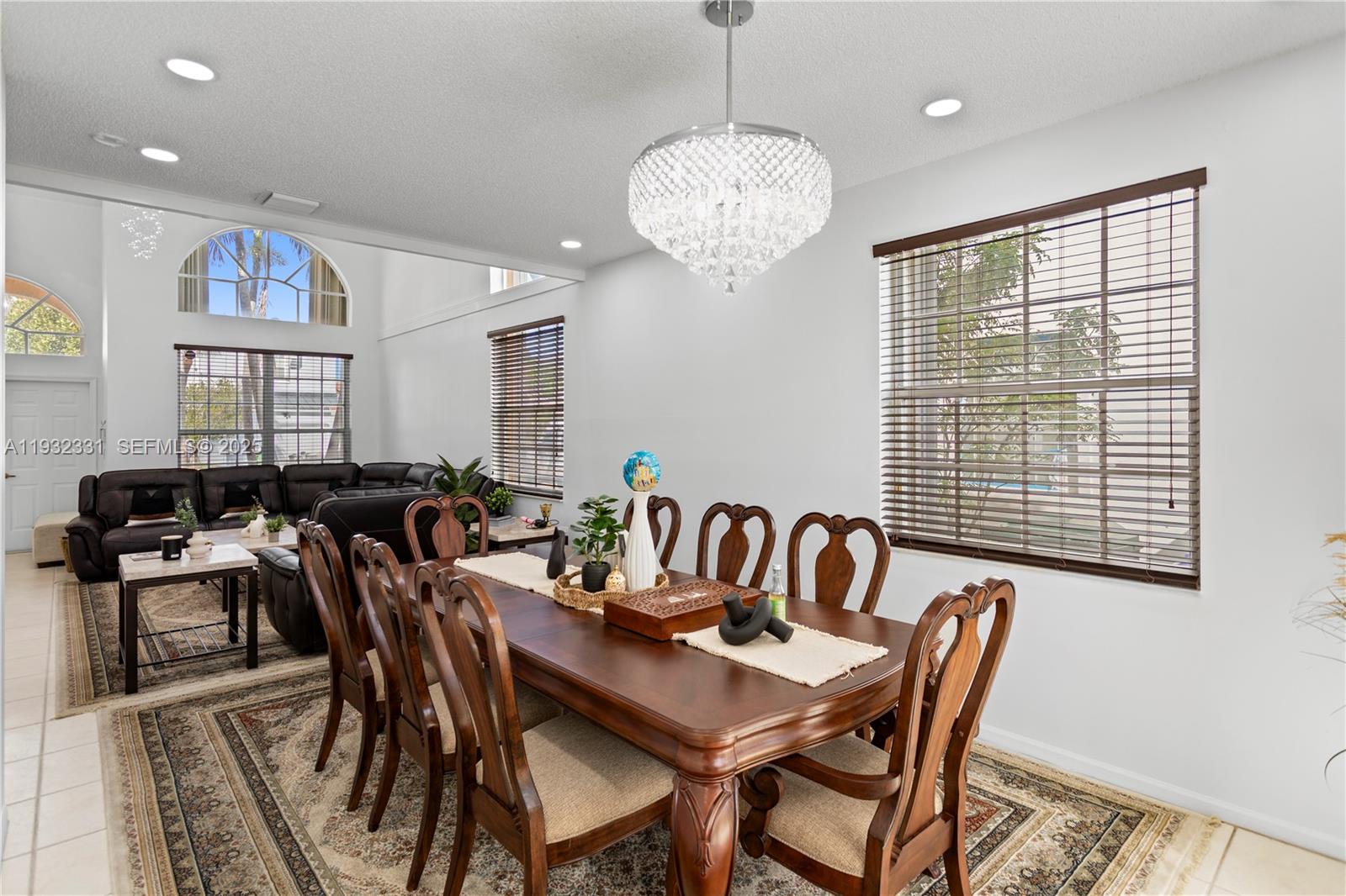 TOWNGATE - Residential