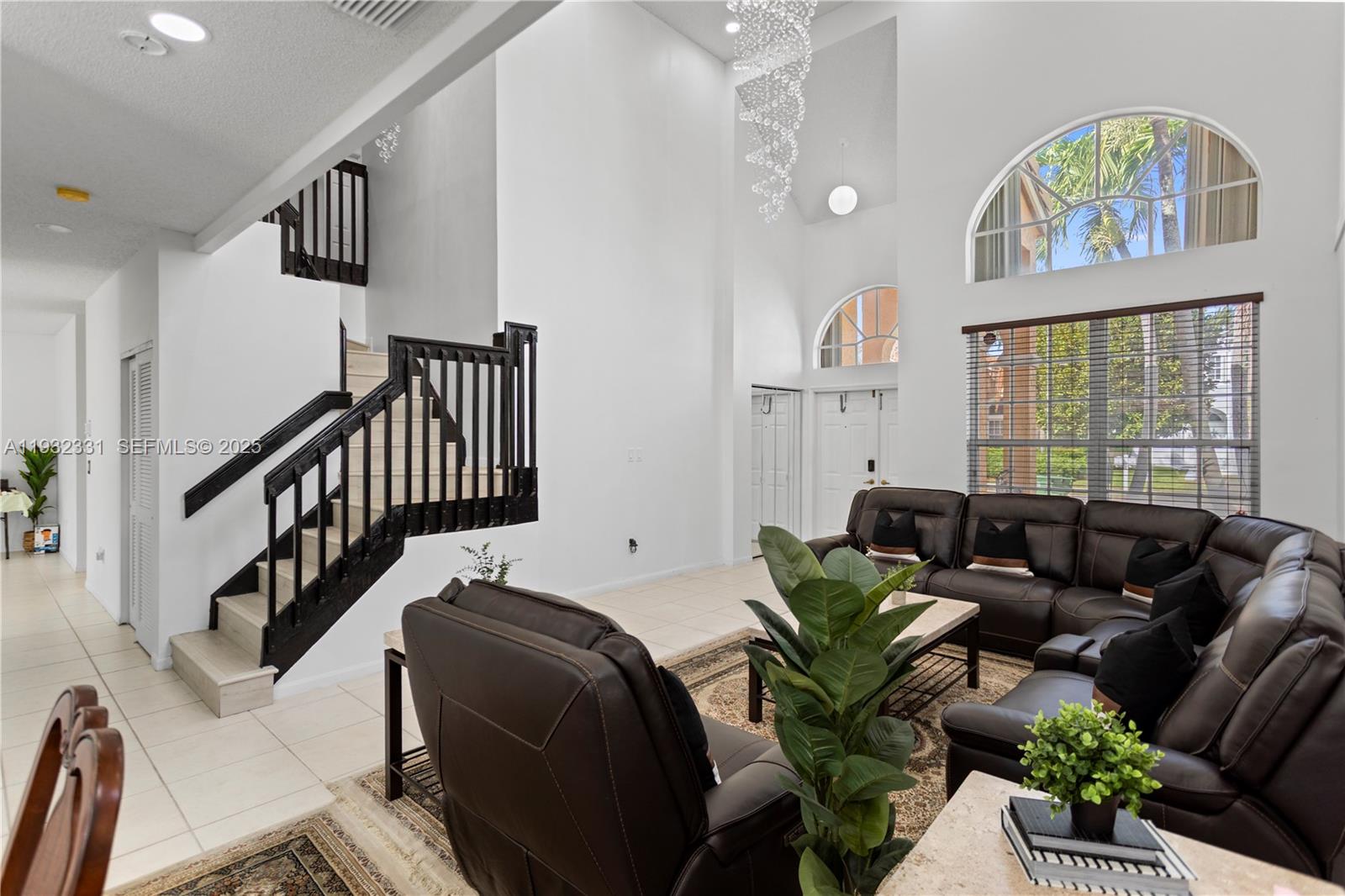 TOWNGATE - Residential