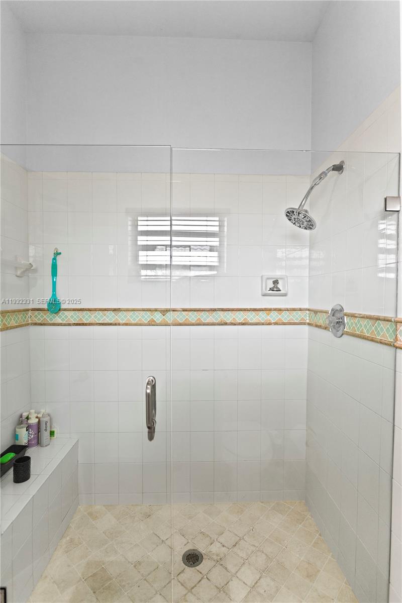 TOWNGATE - Residential