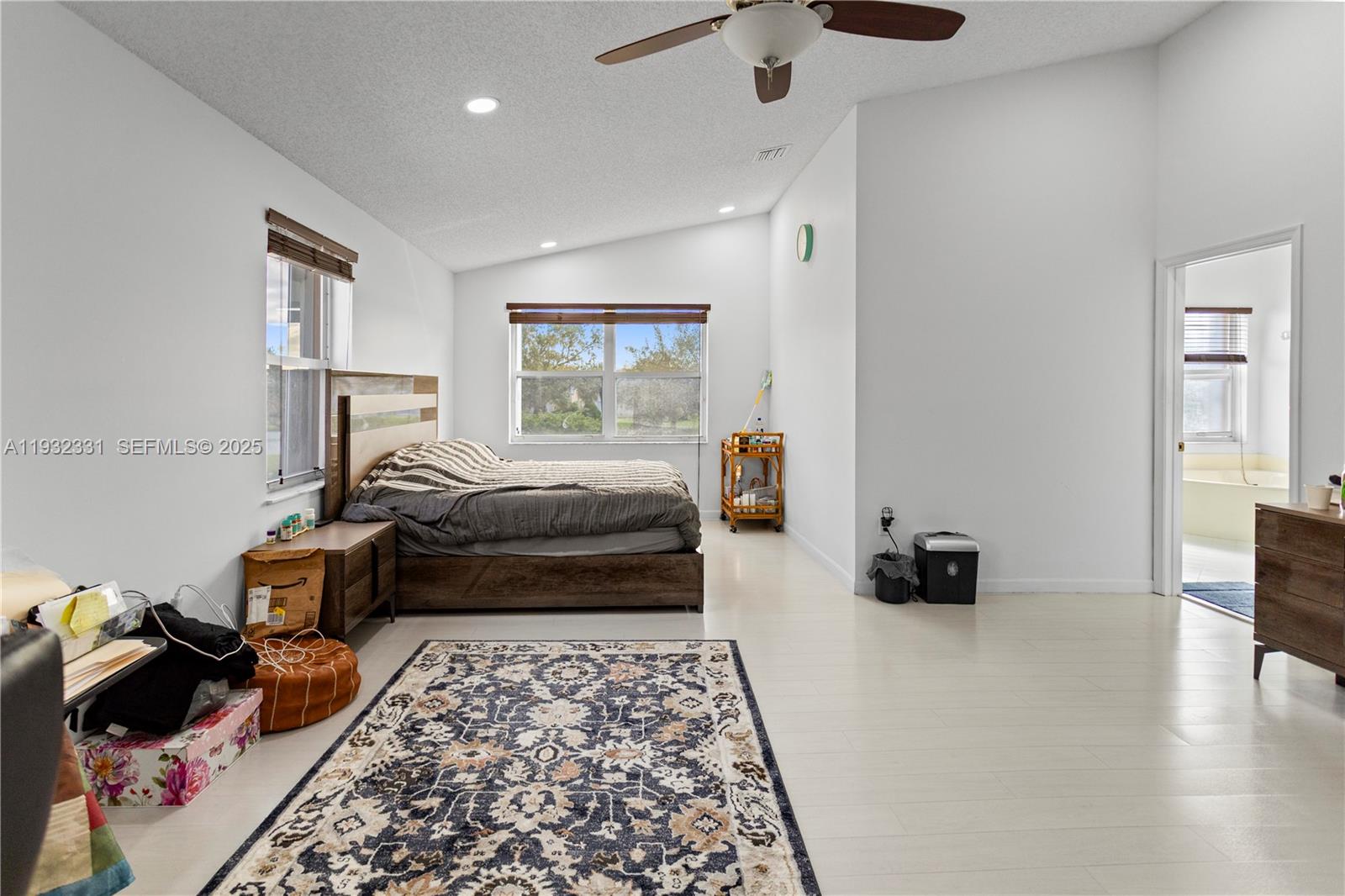 TOWNGATE - Residential