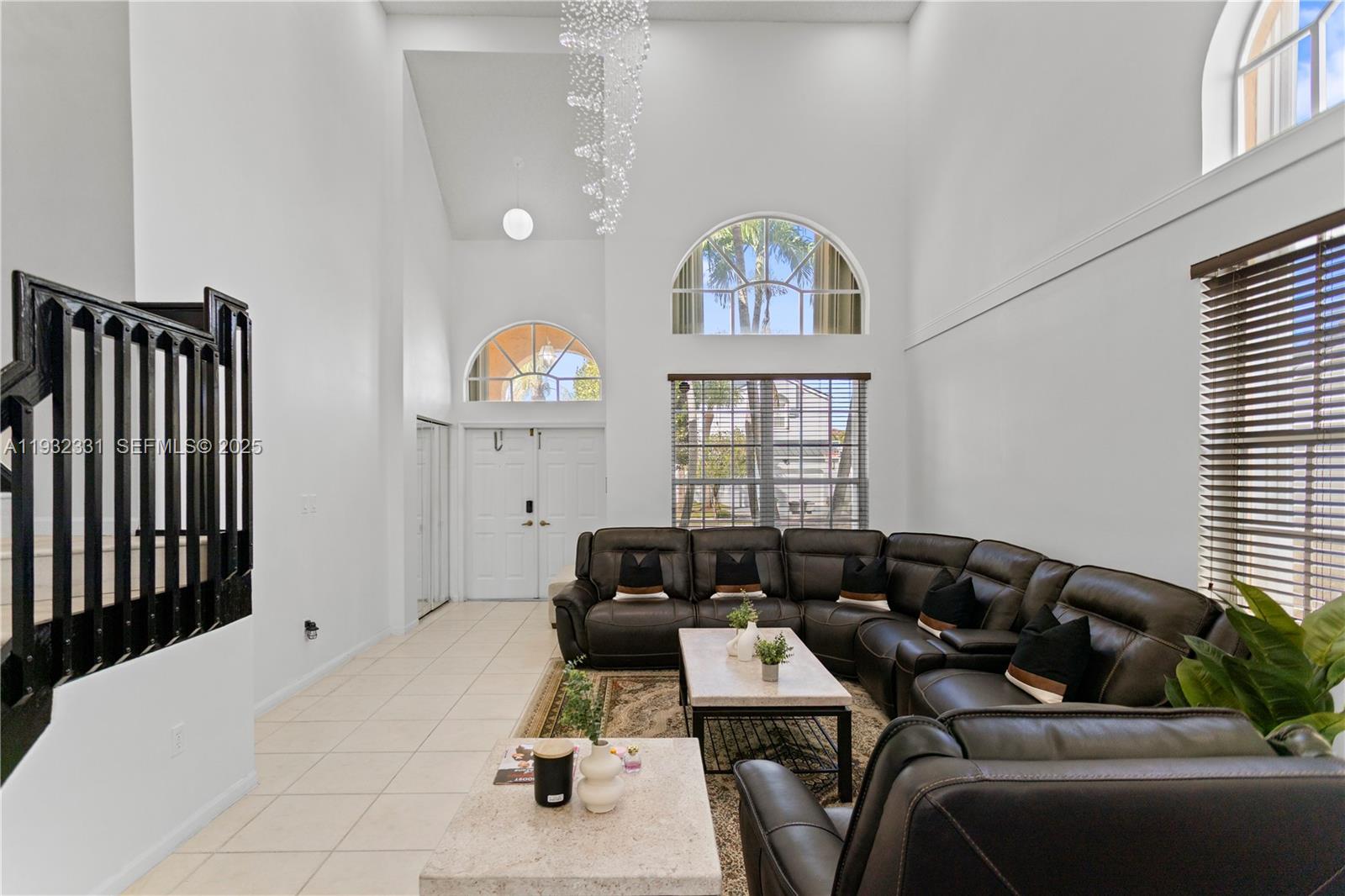 TOWNGATE - Residential