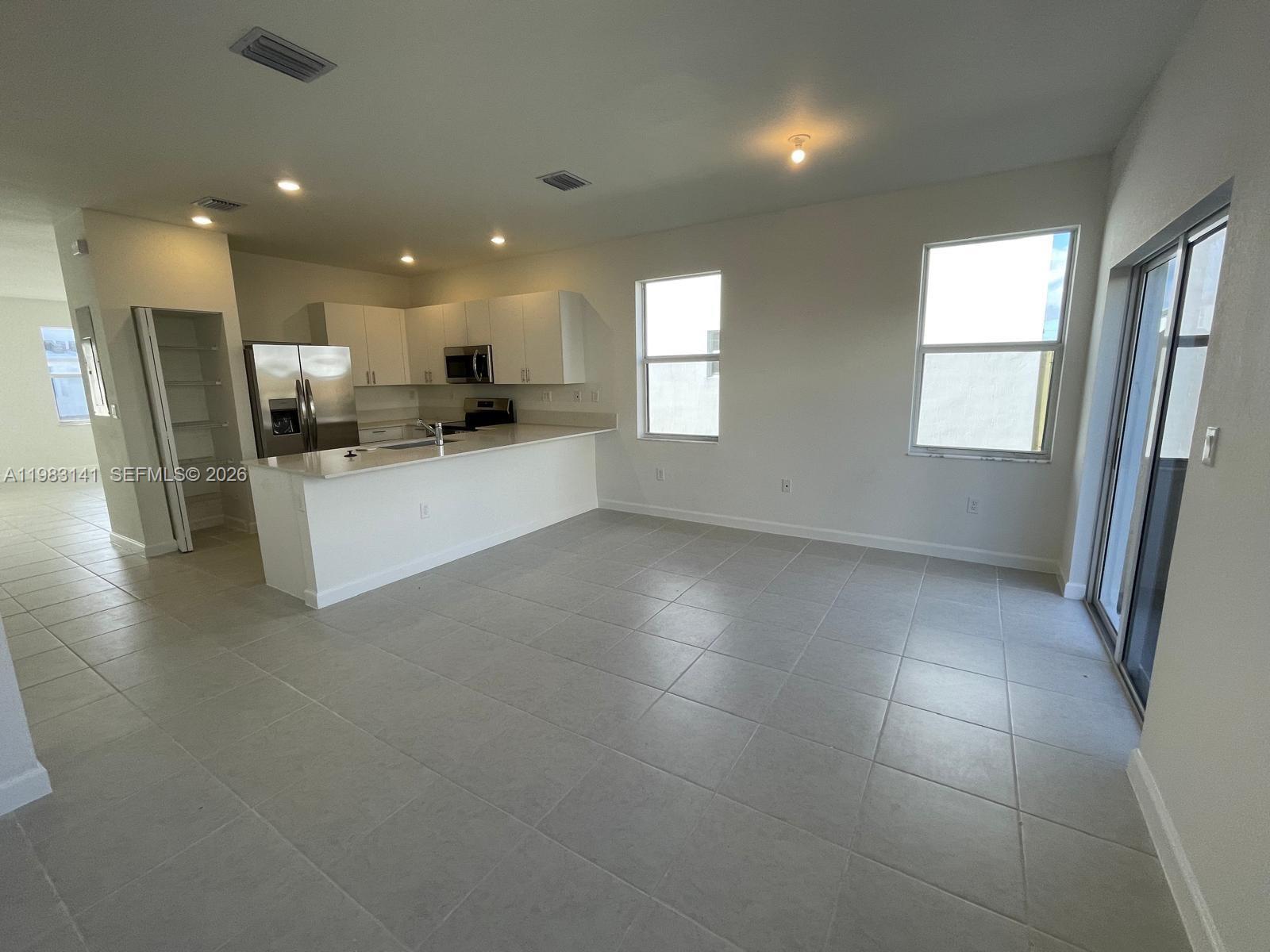 Cedar Pointe - Residential Lease