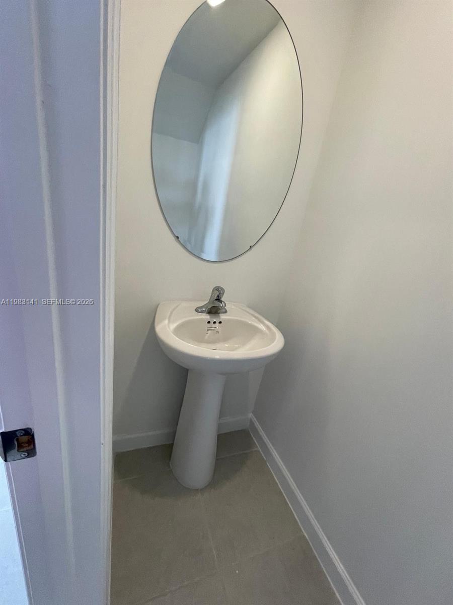 Cedar Pointe - Residential Lease