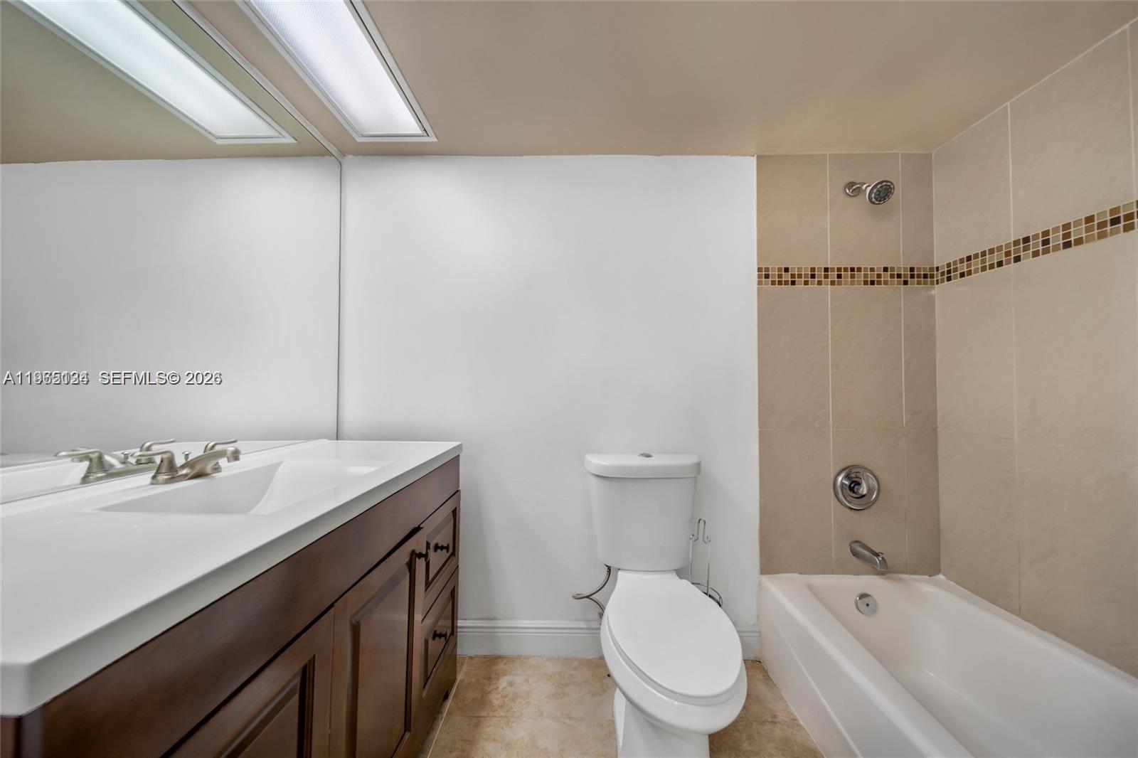 NO 102 PALM-AIRE COUNTRY - Residential