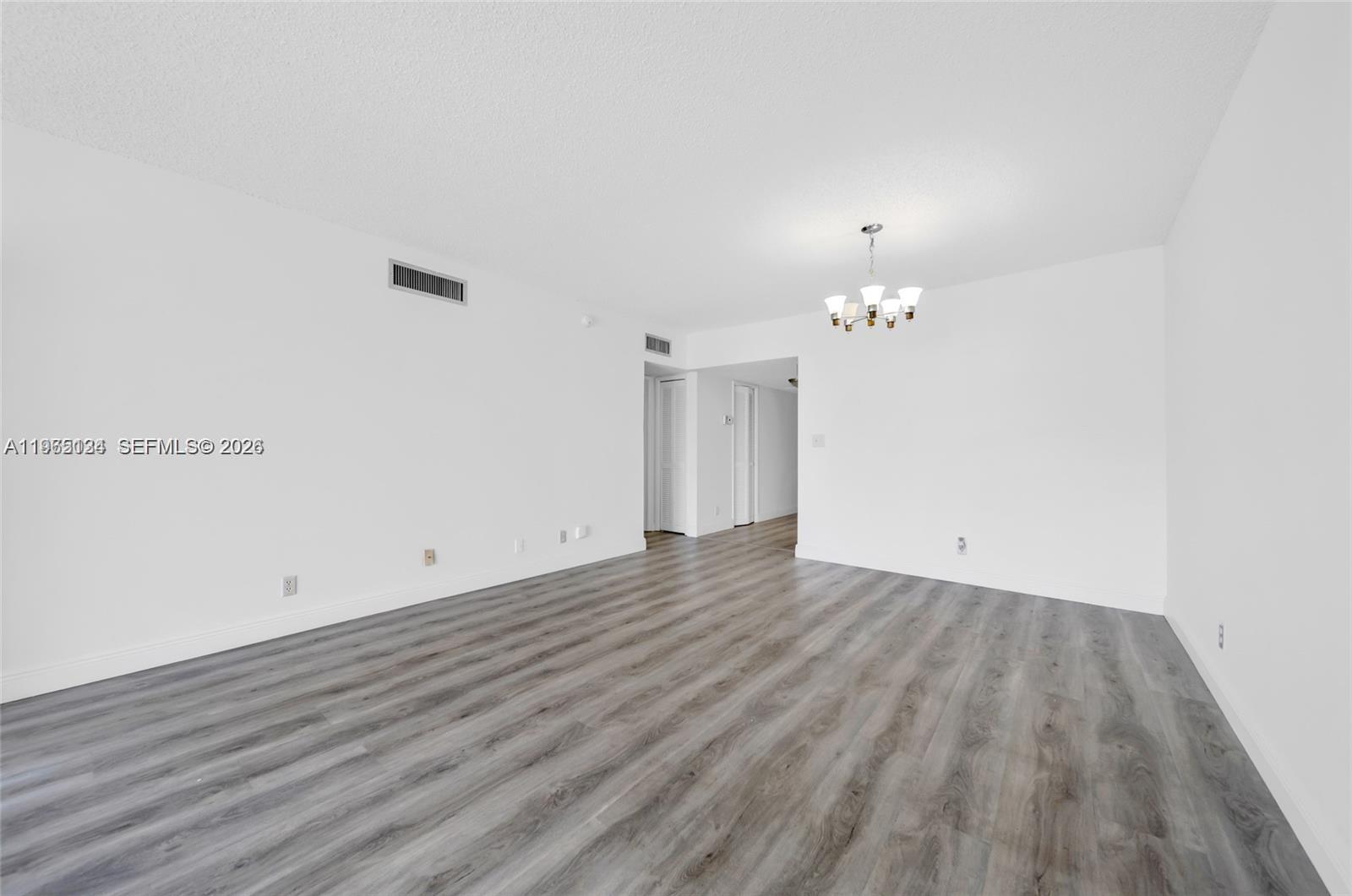 NO 102 PALM-AIRE COUNTRY - Residential