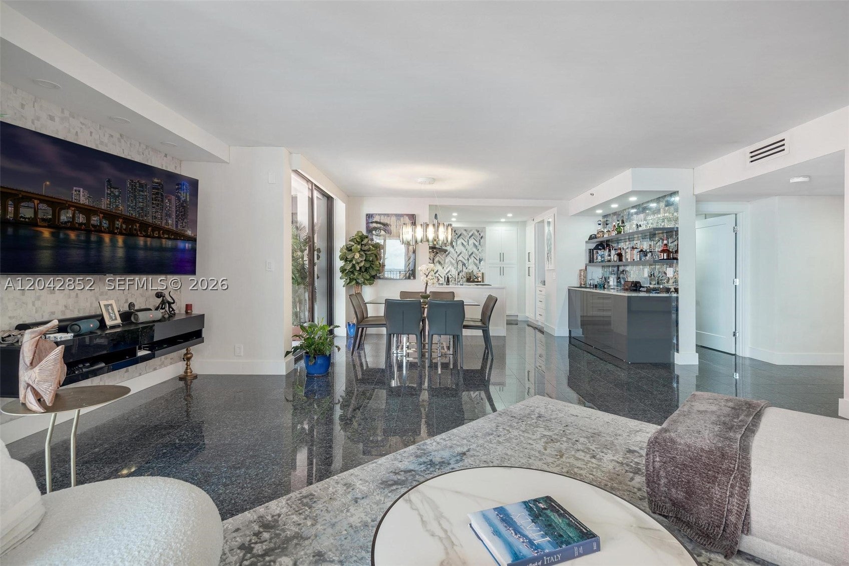 1581 Brickell Ave 1805
