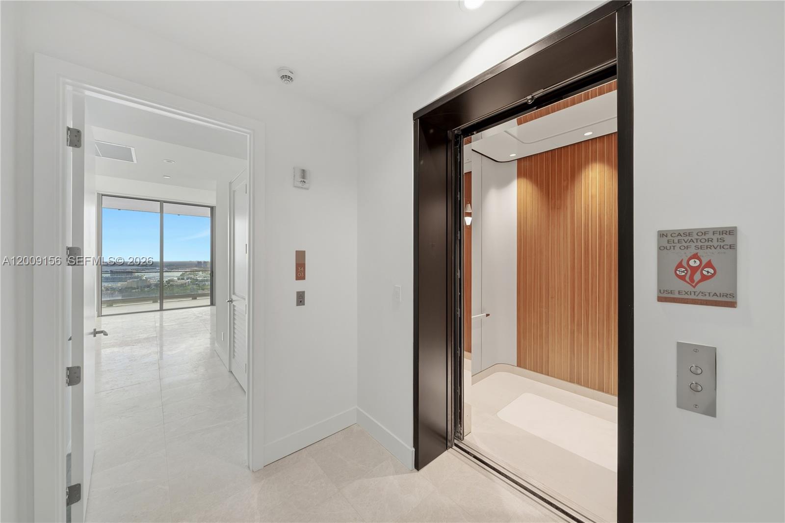 UNA Residences - Residential