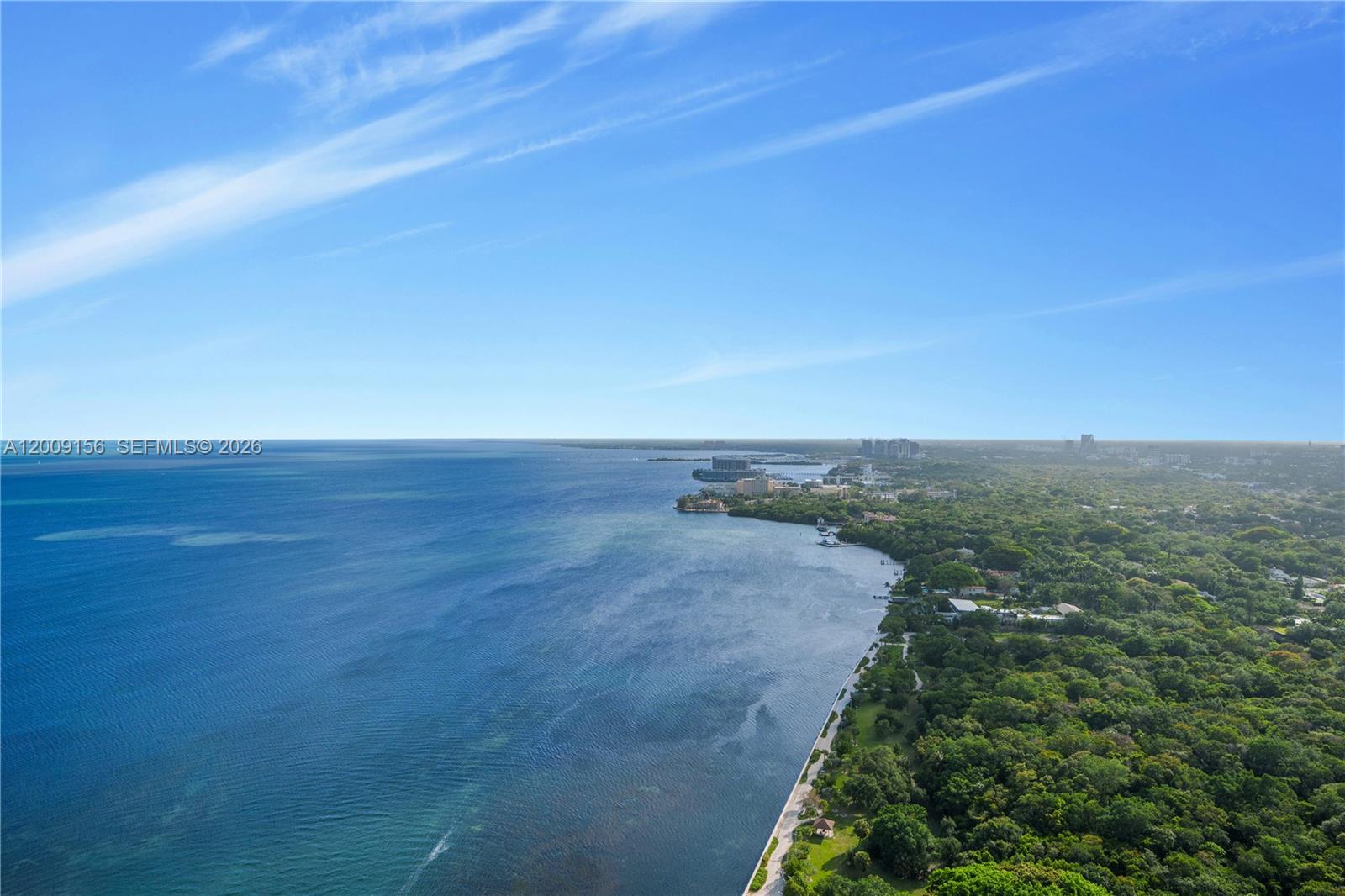 UNA Residences - Residential