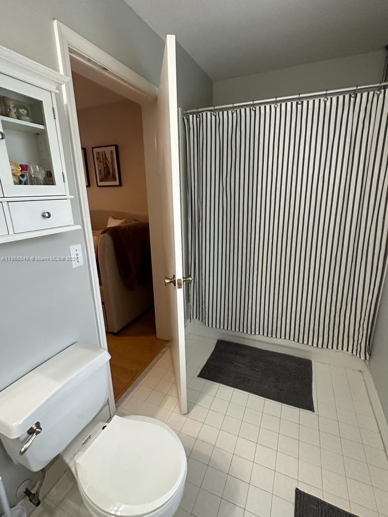 SILVER LAKES PHASE III - Residential Lease