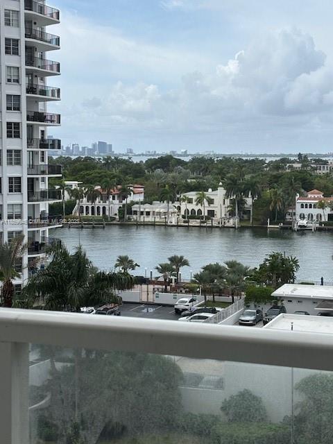 ARLEN BEACH CONDO - Residential Lease