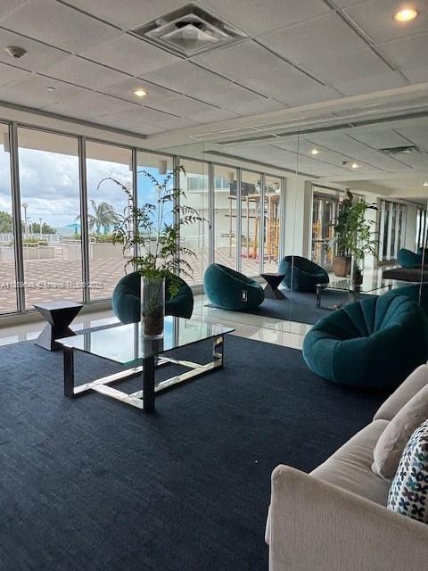 ARLEN BEACH CONDO - Residential Lease