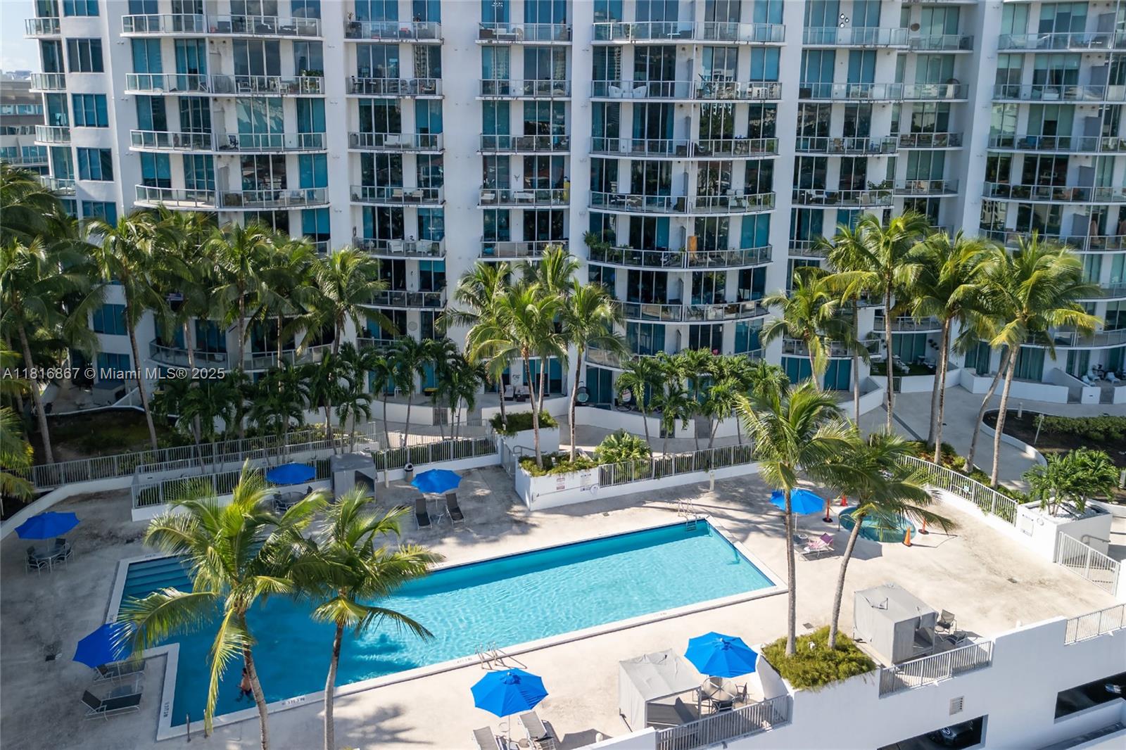 Rental Property at 3029 Ne 188th St 309, Aventura, Miami-Dade County, Florida - Bedrooms: 3 
Bathrooms: 2  - $4,000 MO.