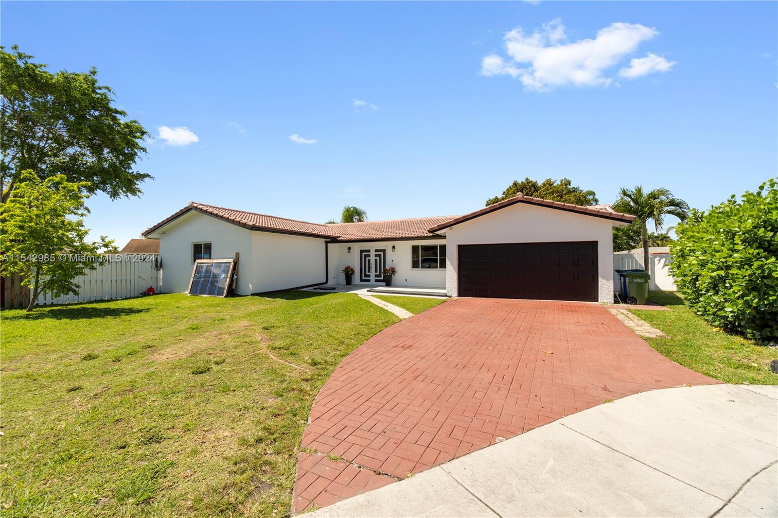 1501 Nw 64th Ave, Margate, Broward County, Florida - 4 Bedrooms  
2 Bathrooms - 