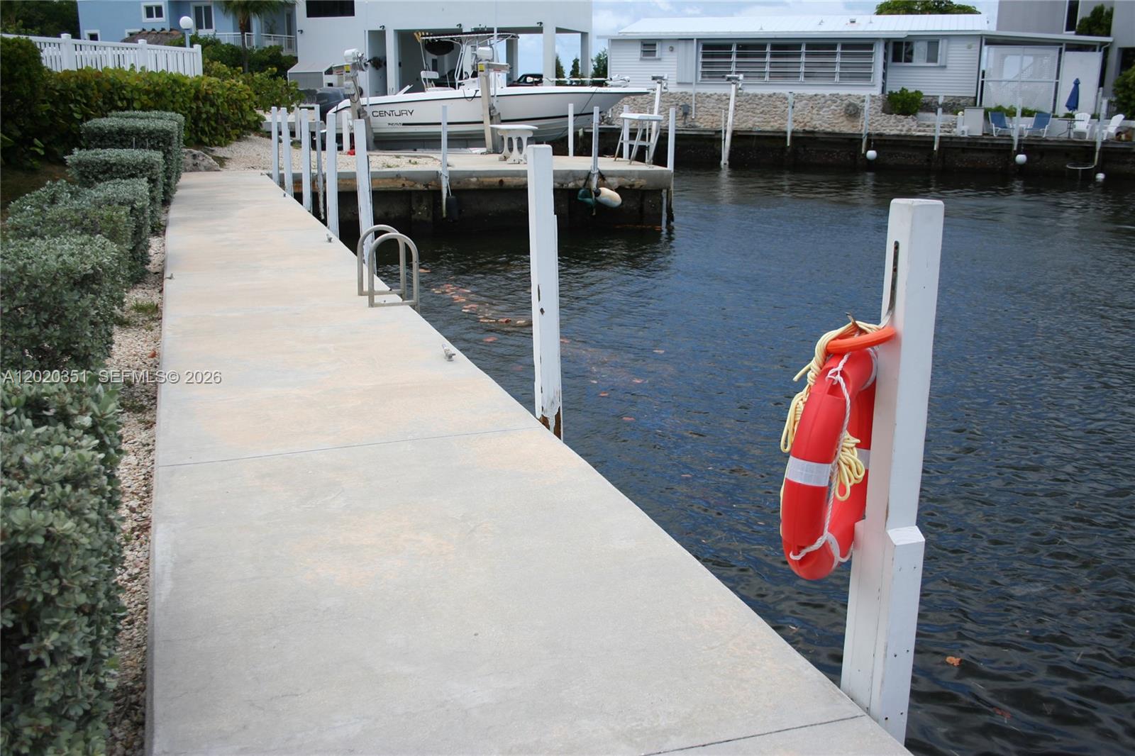 HARBORAGE, THE - Residential