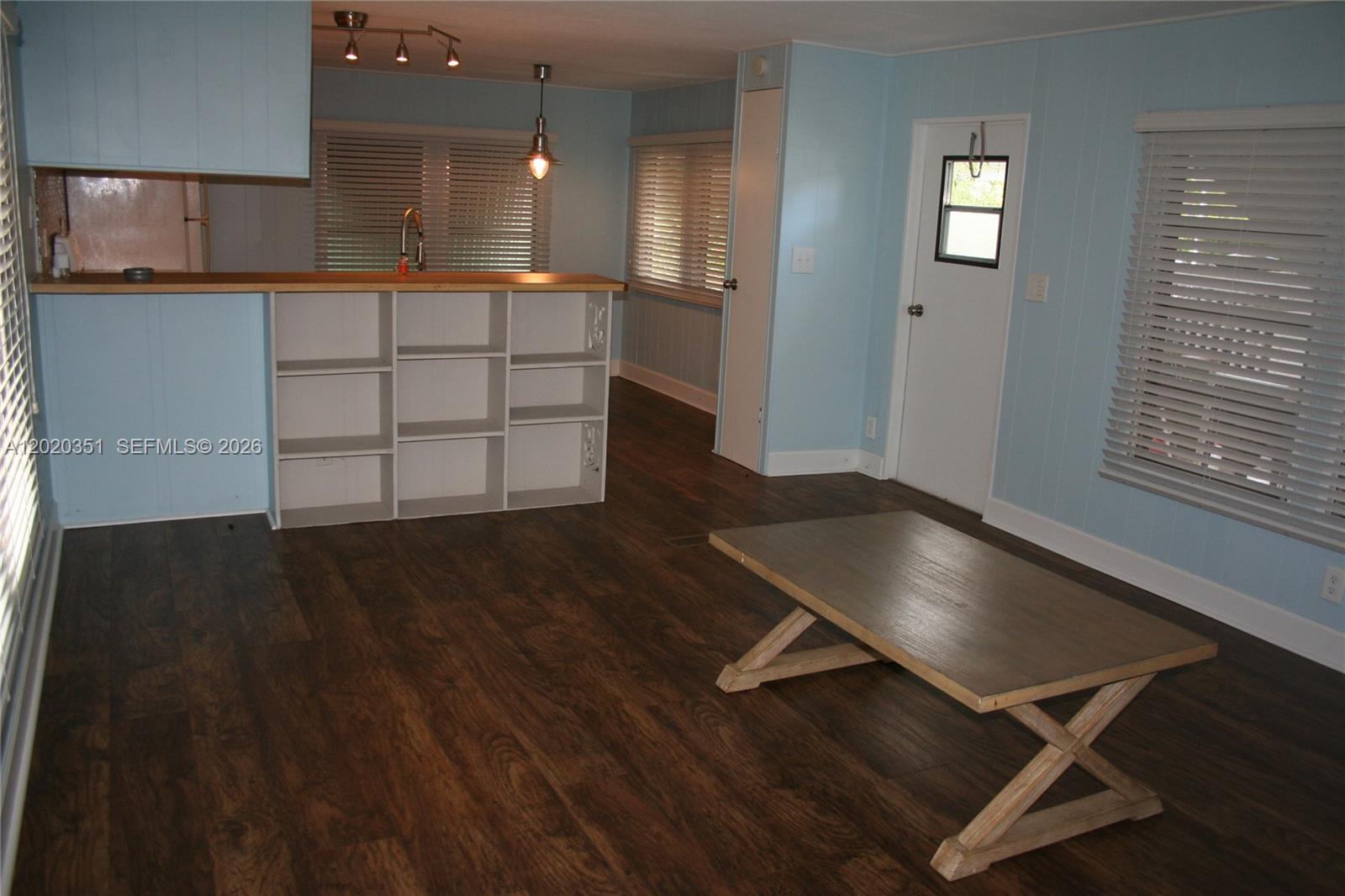 HARBORAGE, THE - Residential