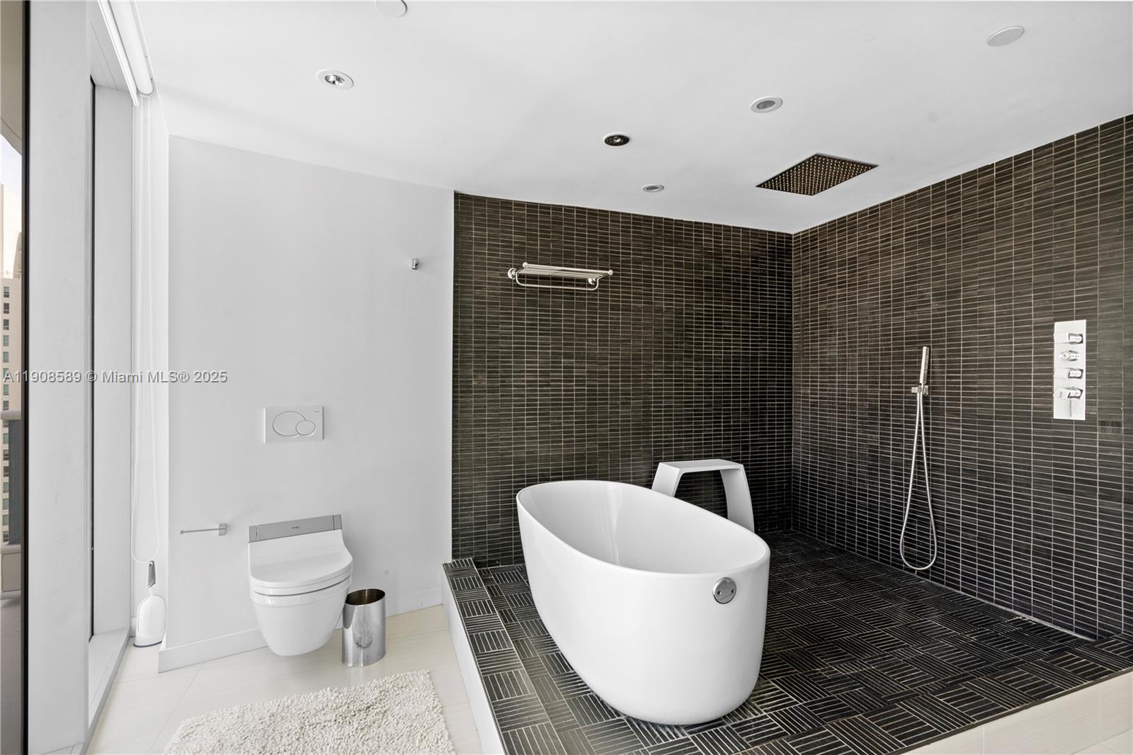 EPIC WEST CONDO - Residential