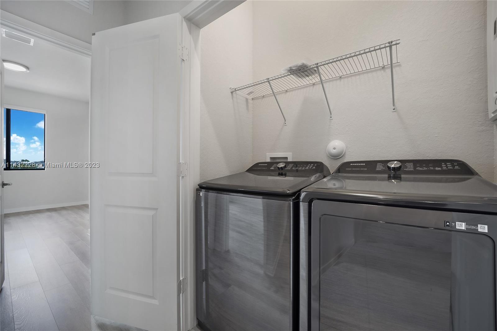 MC RESIDENTIAL - Residential Lease