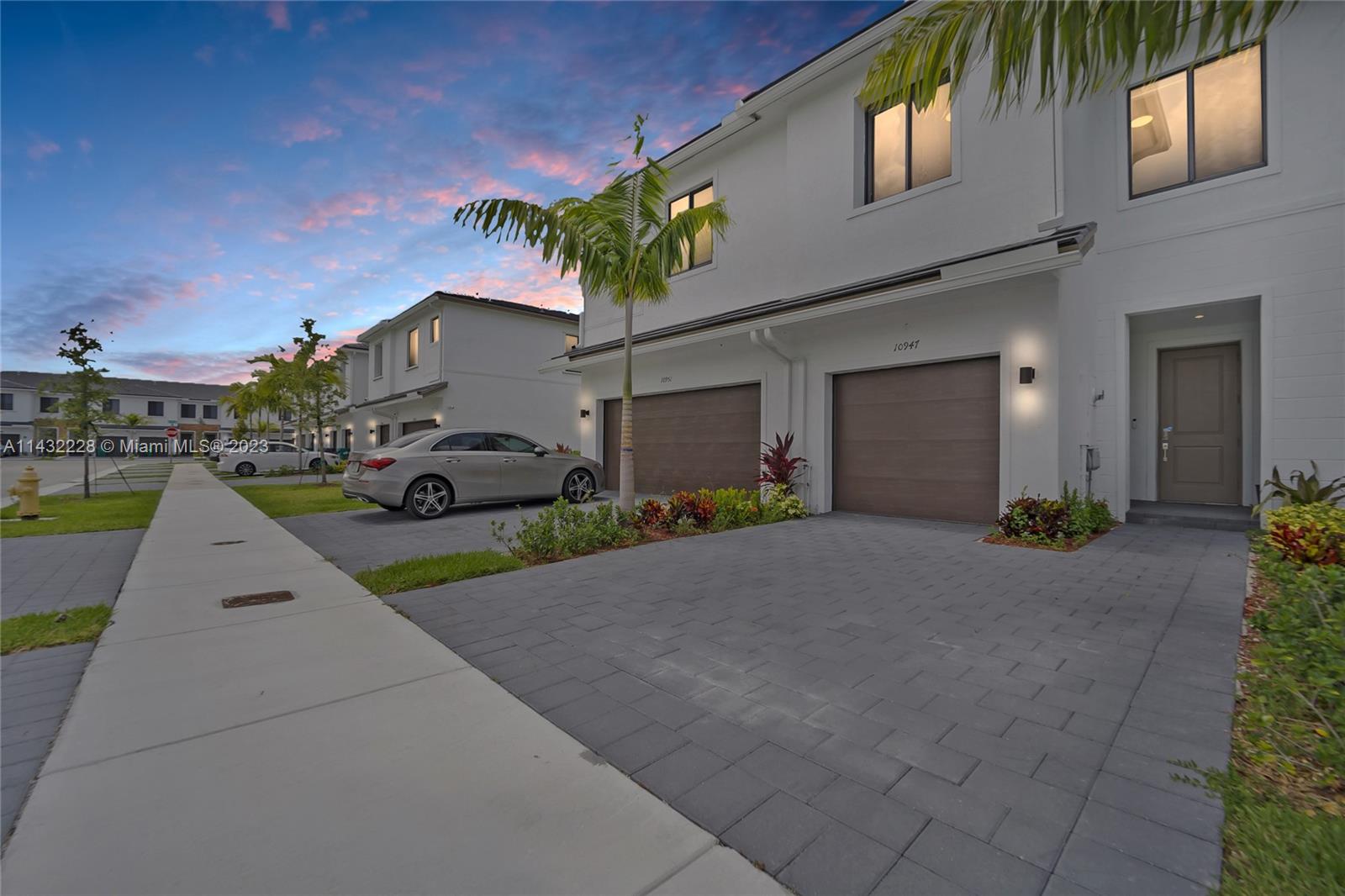 MC RESIDENTIAL - Residential Lease