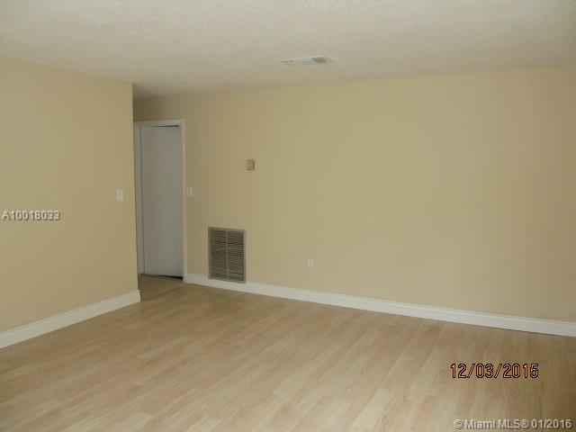 Country Lake Manor Sec 02 - Residential