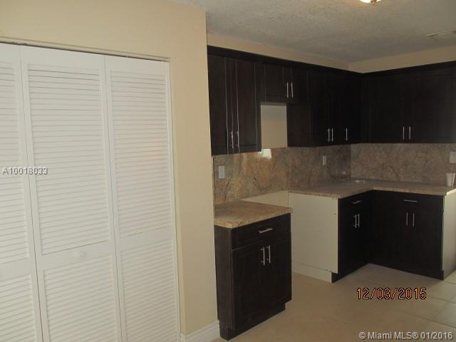 Country Lake Manor Sec 02 - Residential