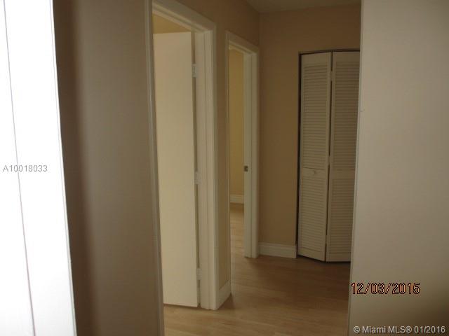 Country Lake Manor Sec 02 - Residential