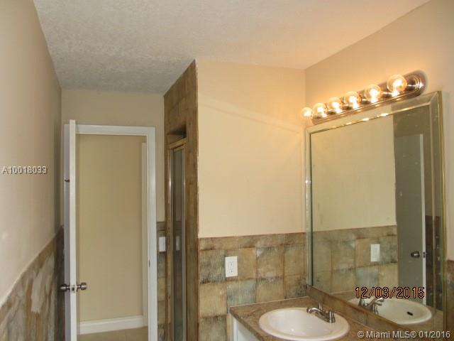 Country Lake Manor Sec 02 - Residential