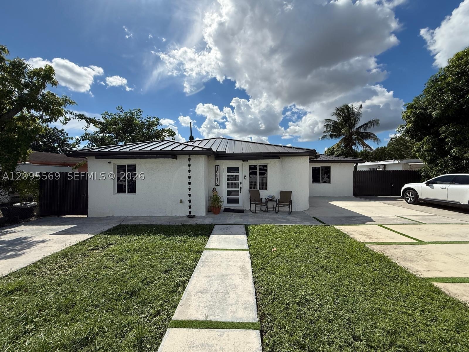 10516 NW 36th Pl