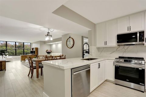 2660 N Carambola Cir N 305 Coconut Creek FL 33066