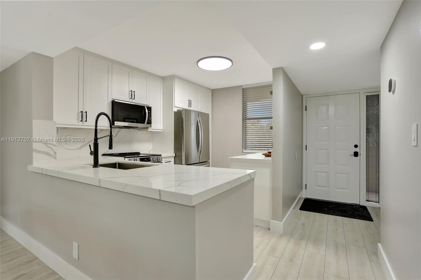 APPLEWOOD VILLAGE I-B CON - Residential