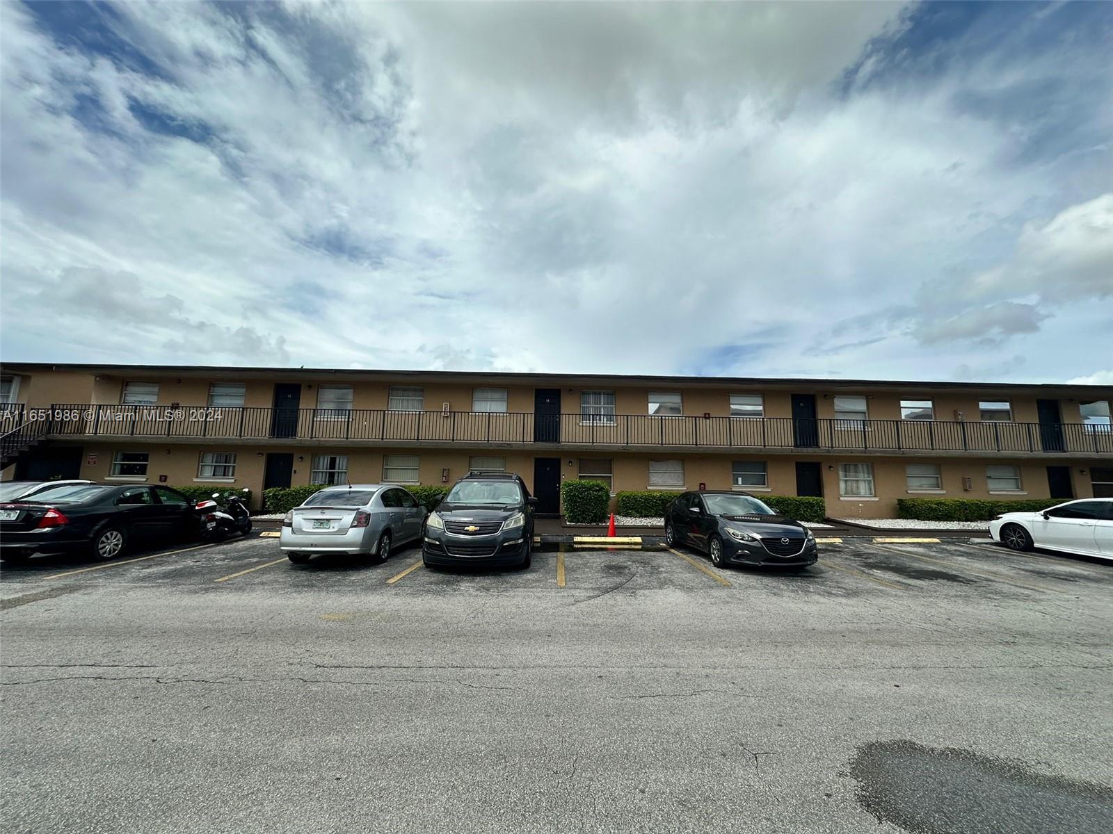 LAS VILLAS SEGOVIA CONDO - Residential