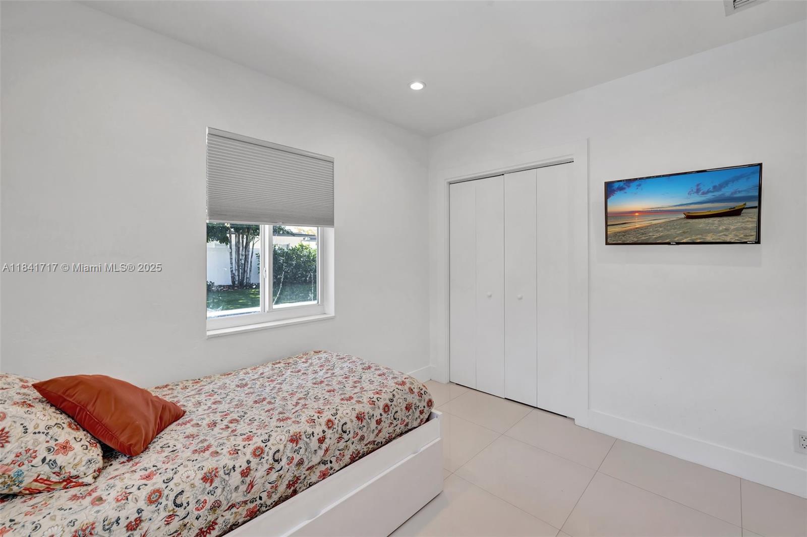 CORAL RIDGE GALT ADD NO 1 - Residential Lease